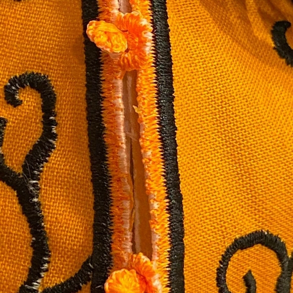 Homemade GLOWING Haunted House embroided pumpkin - Picture 7 of 8